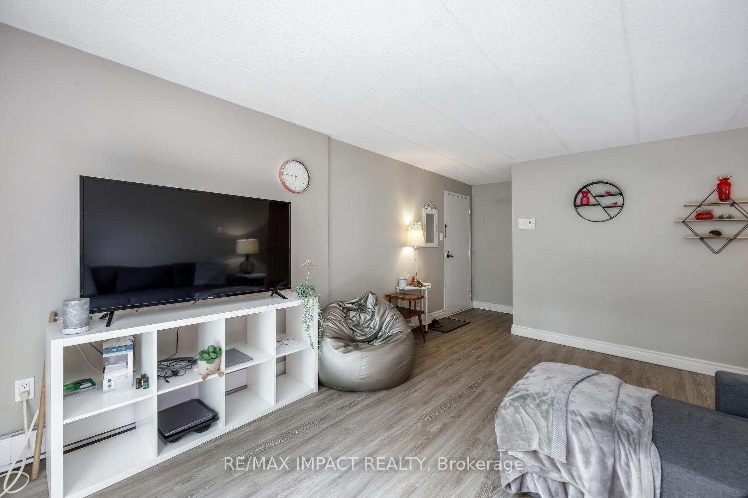 Photo 12 of Unit 31, 43 Taunton Road E, Oshawa, Taunton — HOMEH