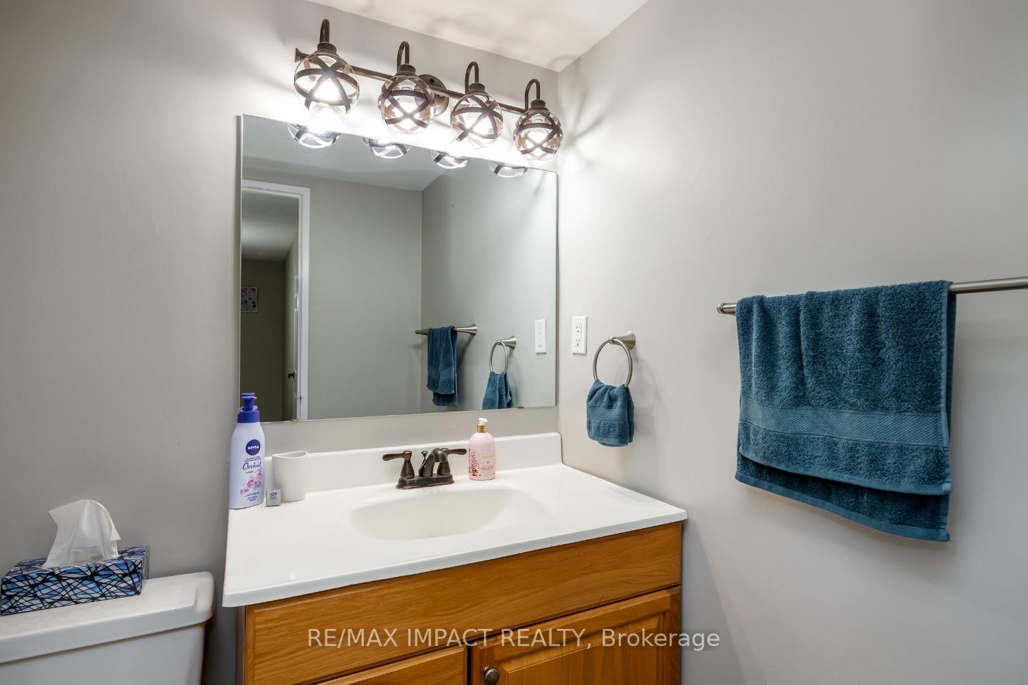 Photo 18 of Unit 31, 43 Taunton Road E, Oshawa, Taunton — HOMEH
