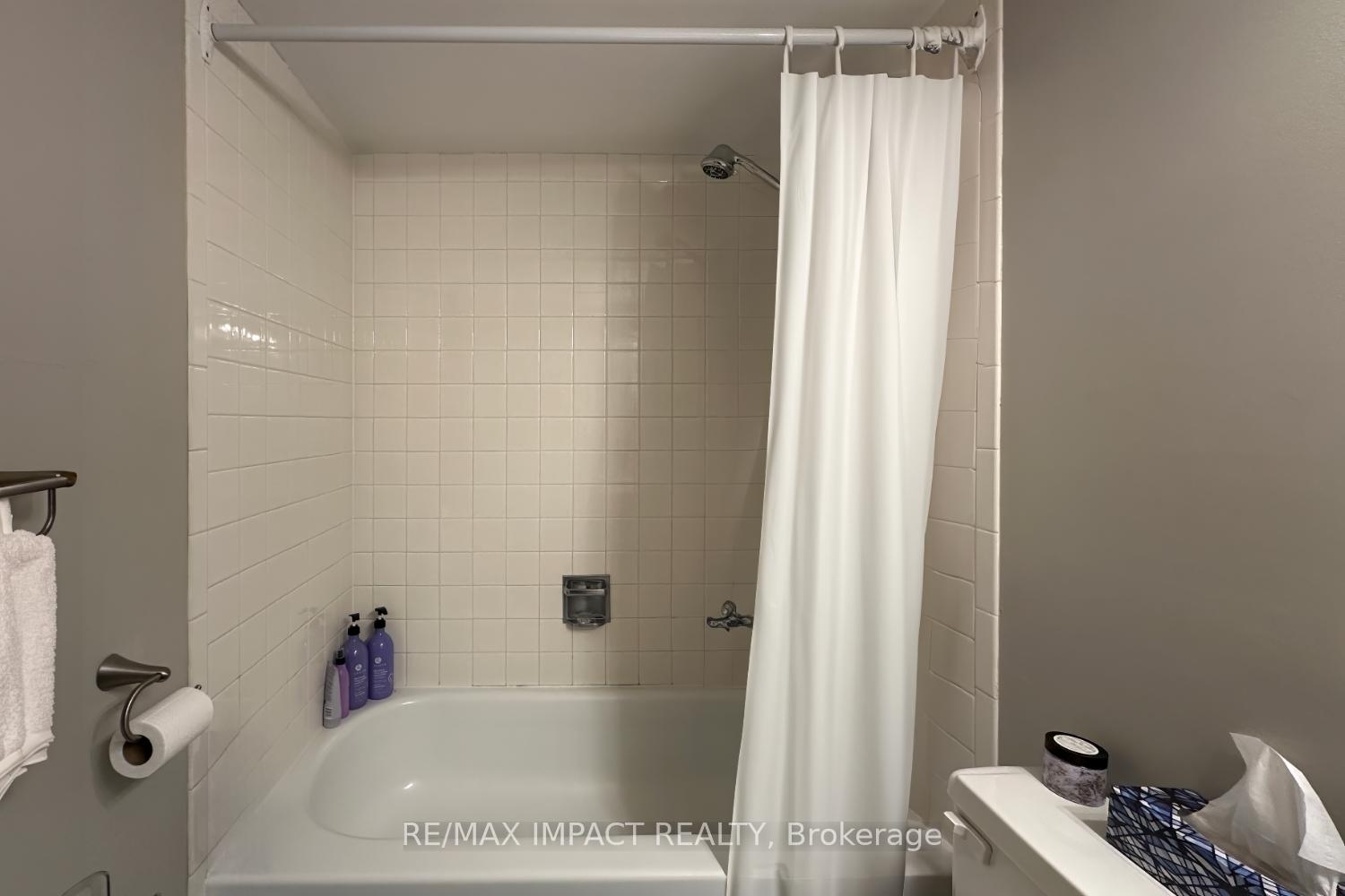 Photo 19 of Unit 31, 43 Taunton Road E, Oshawa, Taunton — HOMEH