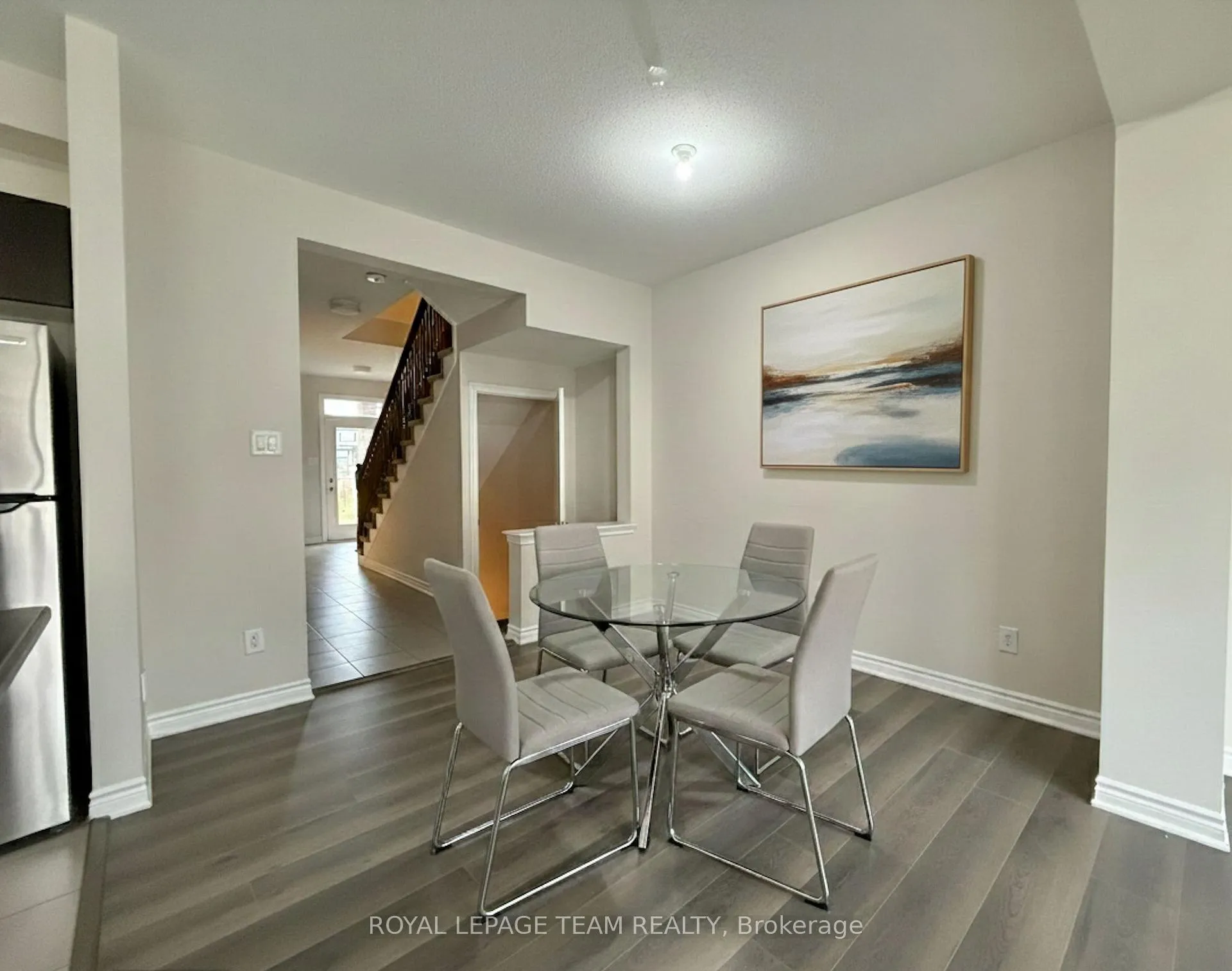 Photo 4 of 709 Megrez Way E, Ottawa, Barrhaven - Half Moon Bay — HOMEH