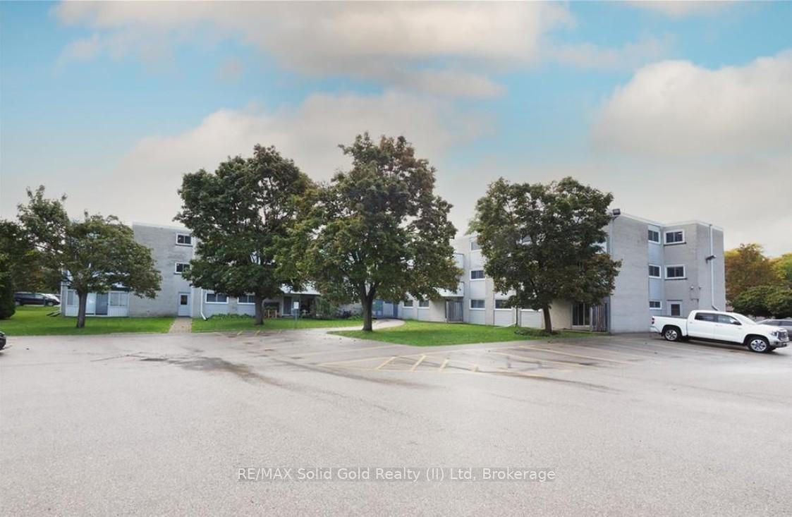 Photo 21 of Unit 102, 80 Breckenridge Drive, Kitchener — HOMEH