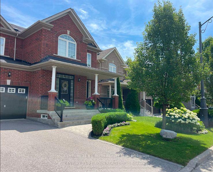 Photo 3 of 27 Nicklaus Drive, Aurora, Bayview Northeast — HOMEH