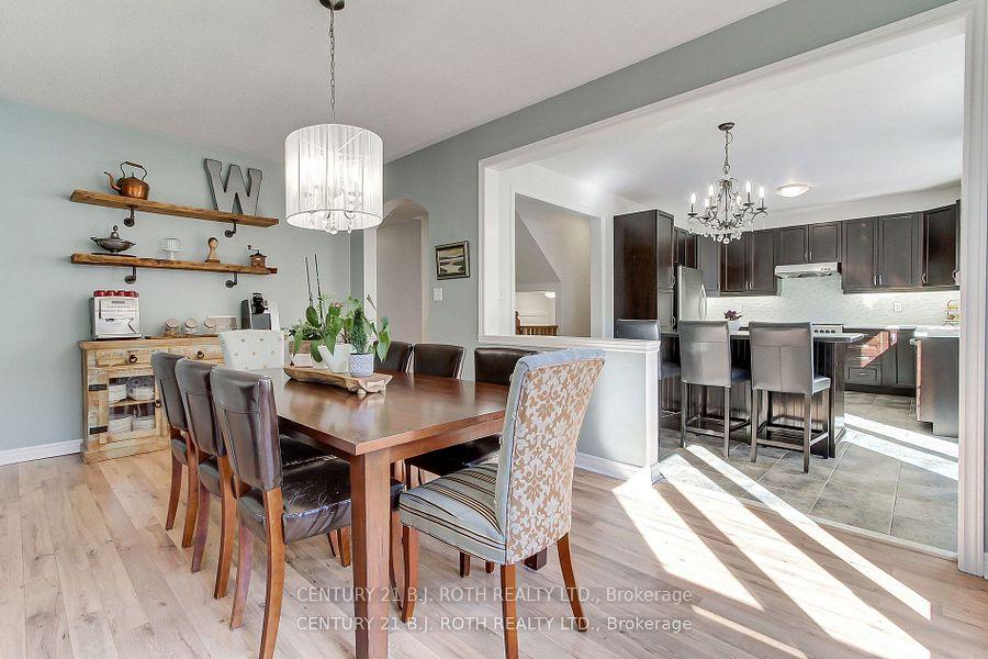 Photo 19 of 27 Nicklaus Drive, Aurora, Bayview Northeast — HOMEH