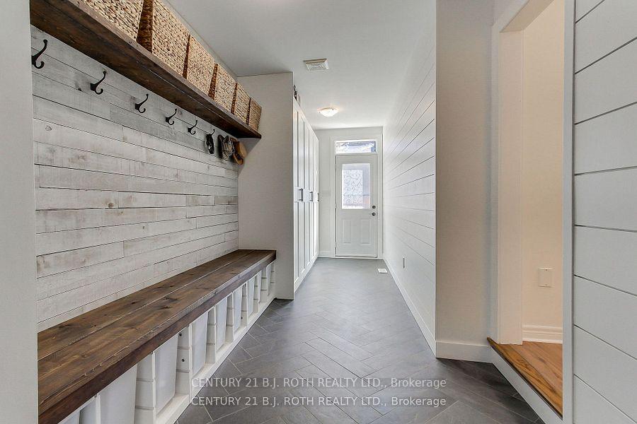 Photo 18 of 27 Nicklaus Drive, Aurora, Bayview Northeast — HOMEH