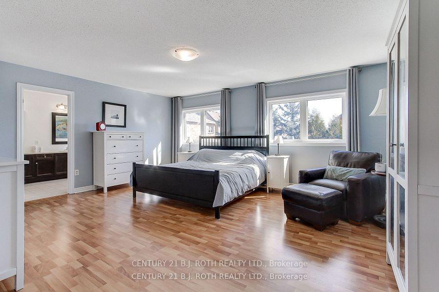 Photo 21 of 27 Nicklaus Drive, Aurora, Bayview Northeast — HOMEH
