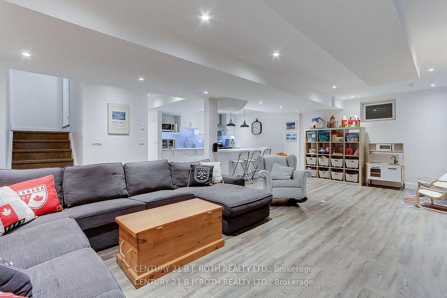 Photo 35 of 27 Nicklaus Drive, Aurora, Bayview Northeast — HOMEH