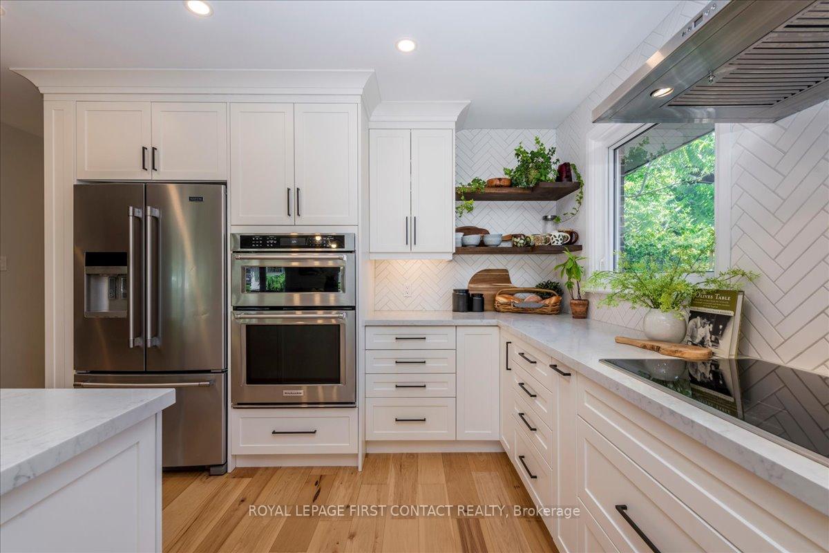 Photo 17 of 31 Mountbatten Crescent, Barrie, Codrington — HOMEH
