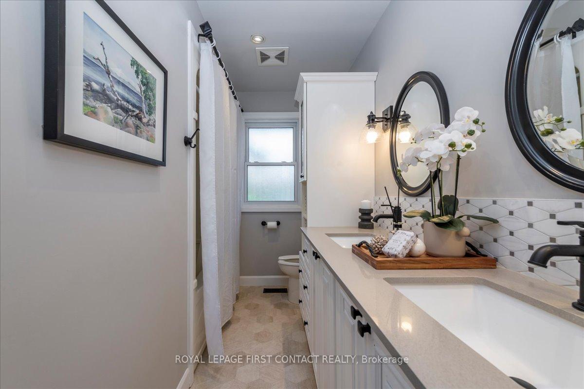 Photo 20 of 31 Mountbatten Crescent, Barrie, Codrington — HOMEH