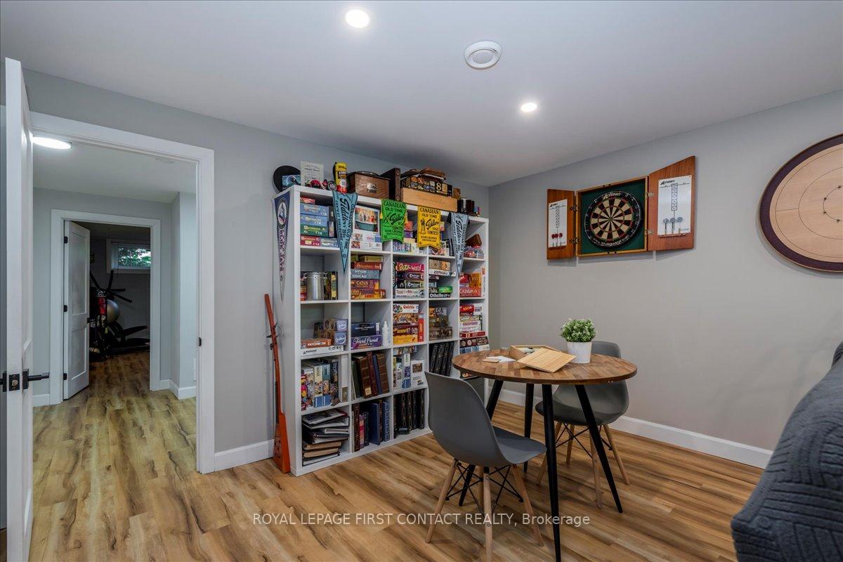 Photo 24 of 31 Mountbatten Crescent, Barrie, Codrington — HOMEH
