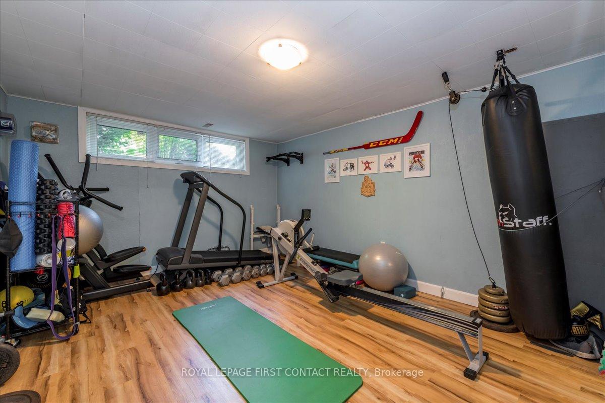 Photo 28 of 31 Mountbatten Crescent, Barrie, Codrington — HOMEH