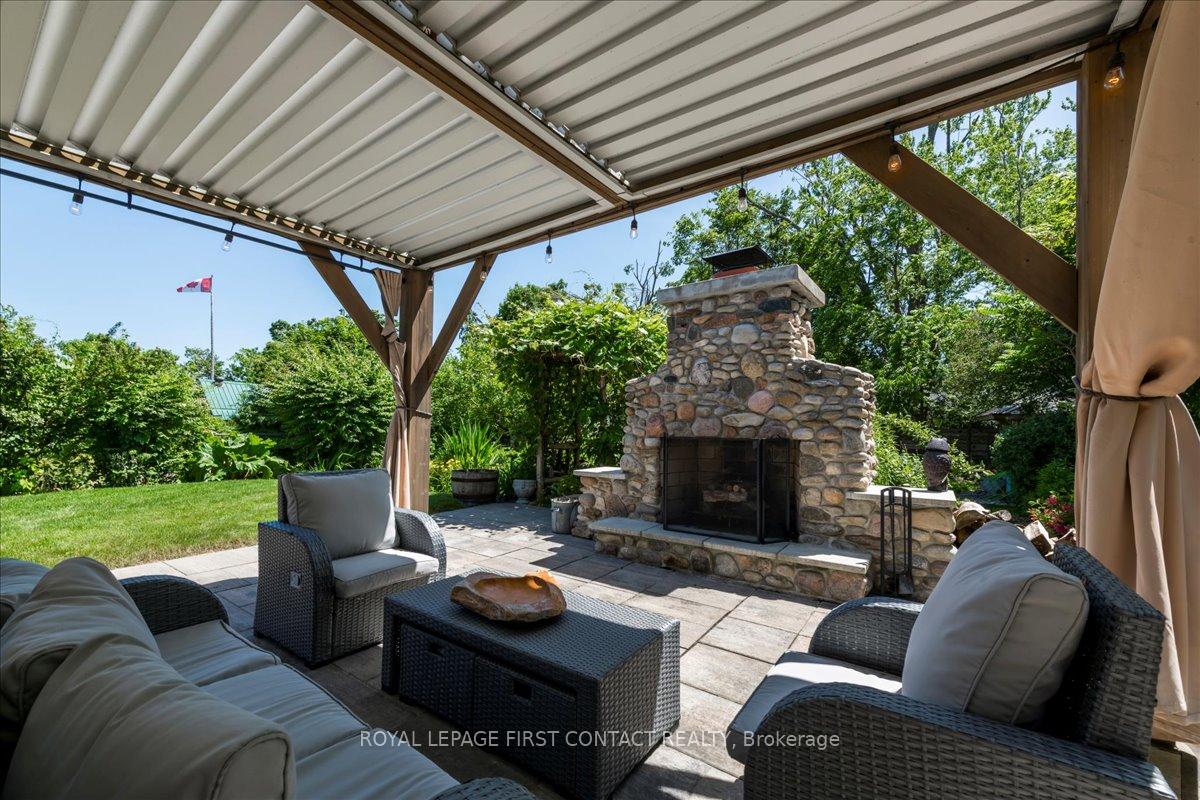 Photo 36 of 31 Mountbatten Crescent, Barrie, Codrington — HOMEH