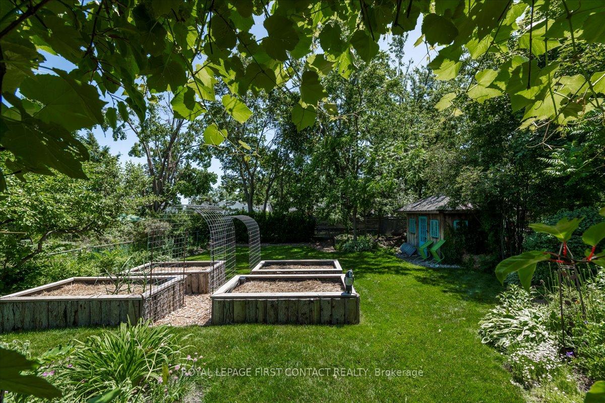 Photo 38 of 31 Mountbatten Crescent, Barrie, Codrington — HOMEH