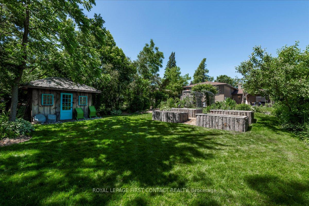 Photo 41 of 31 Mountbatten Crescent, Barrie, Codrington — HOMEH