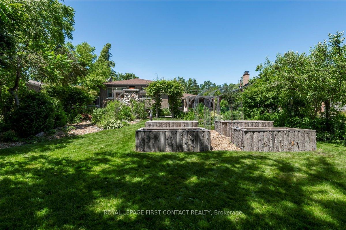 Photo 42 of 31 Mountbatten Crescent, Barrie, Codrington — HOMEH