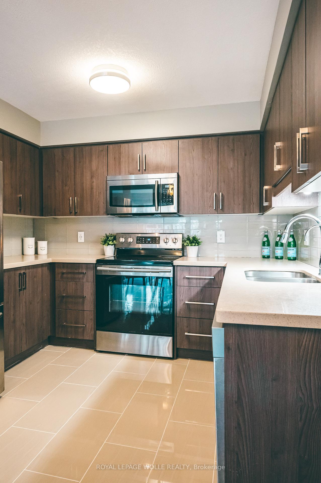 Photo 5 of Unit K63, 85 Bankside Drive, Kitchener — HOMEH