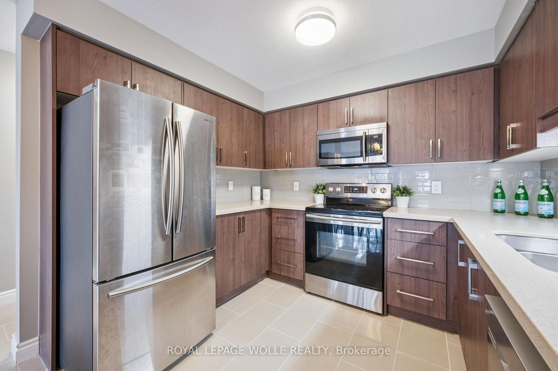 Photo 14 of Unit K63, 85 Bankside Drive, Kitchener — HOMEH