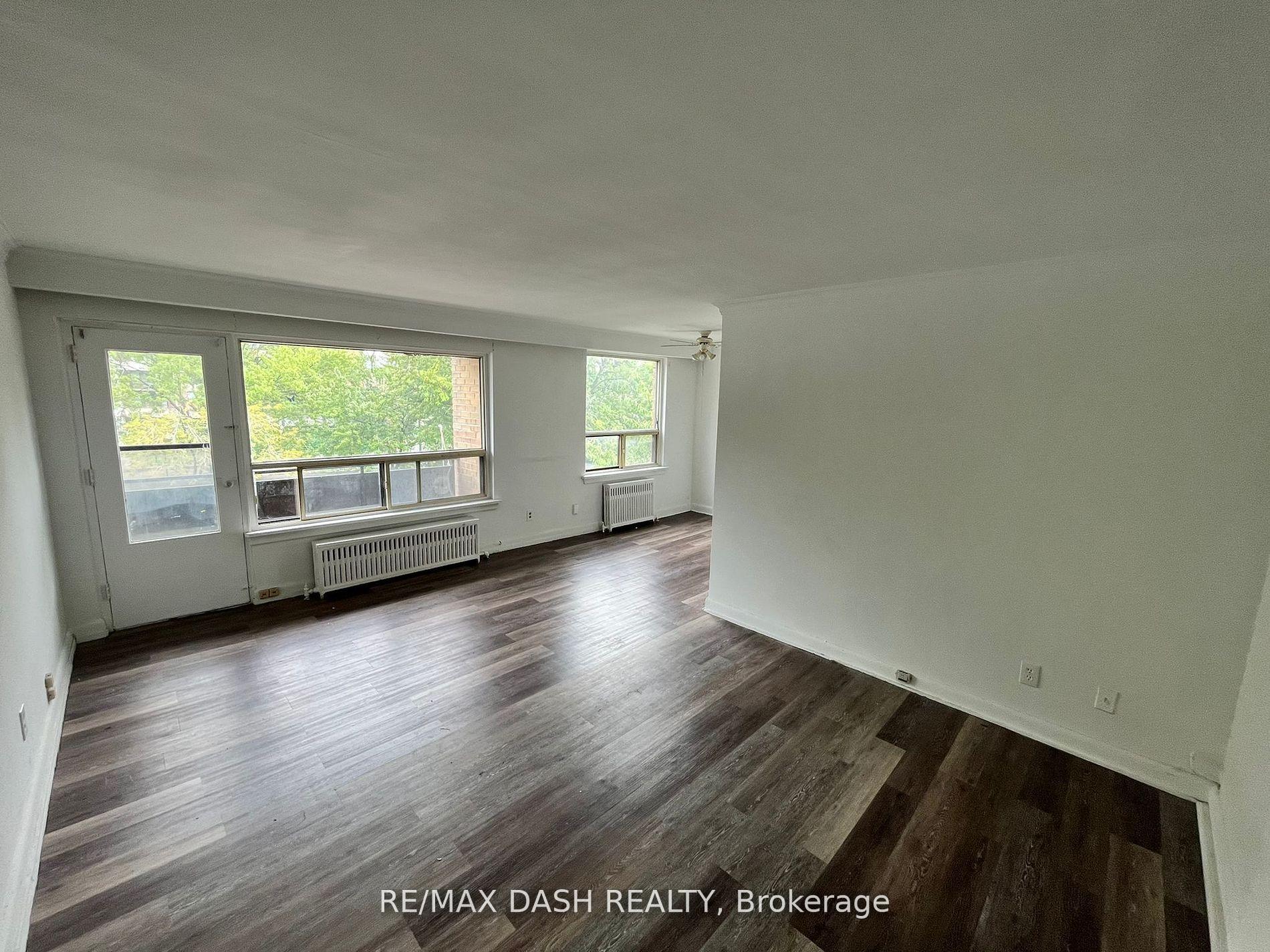 Front of Unit 8, 52 Neptune Drive
