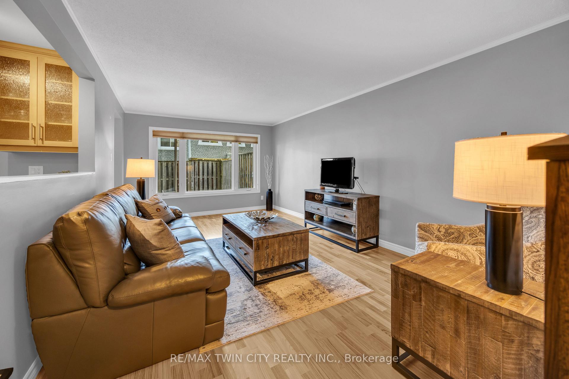 Photo 8 of Unit 54, 14 Williamsburg Road, Kitchener — HOMEH