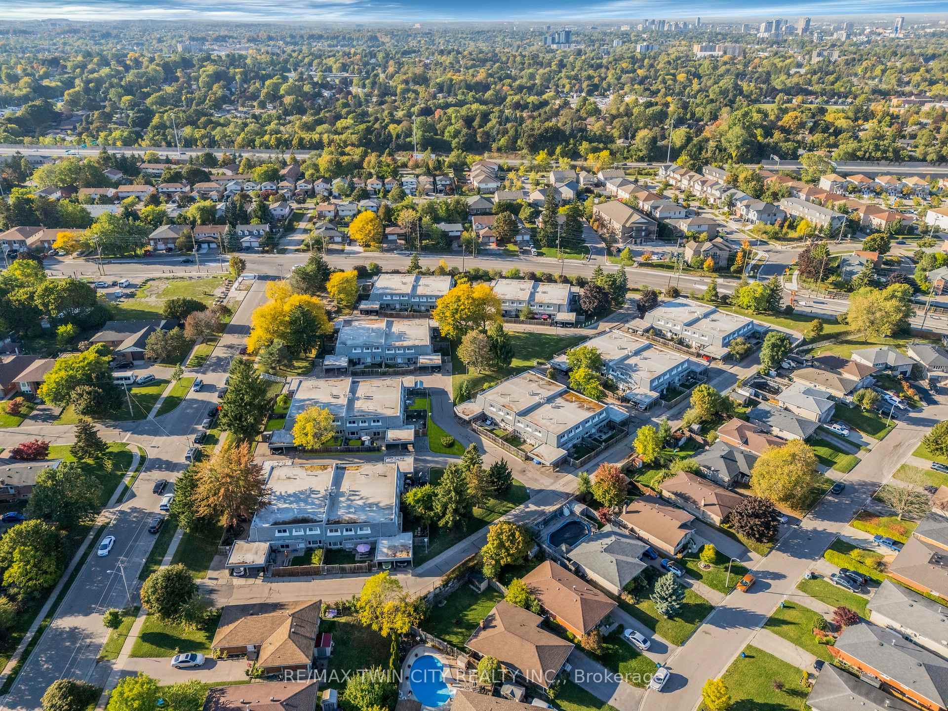 Photo 40 of Unit 54, 14 Williamsburg Road, Kitchener — HOMEH