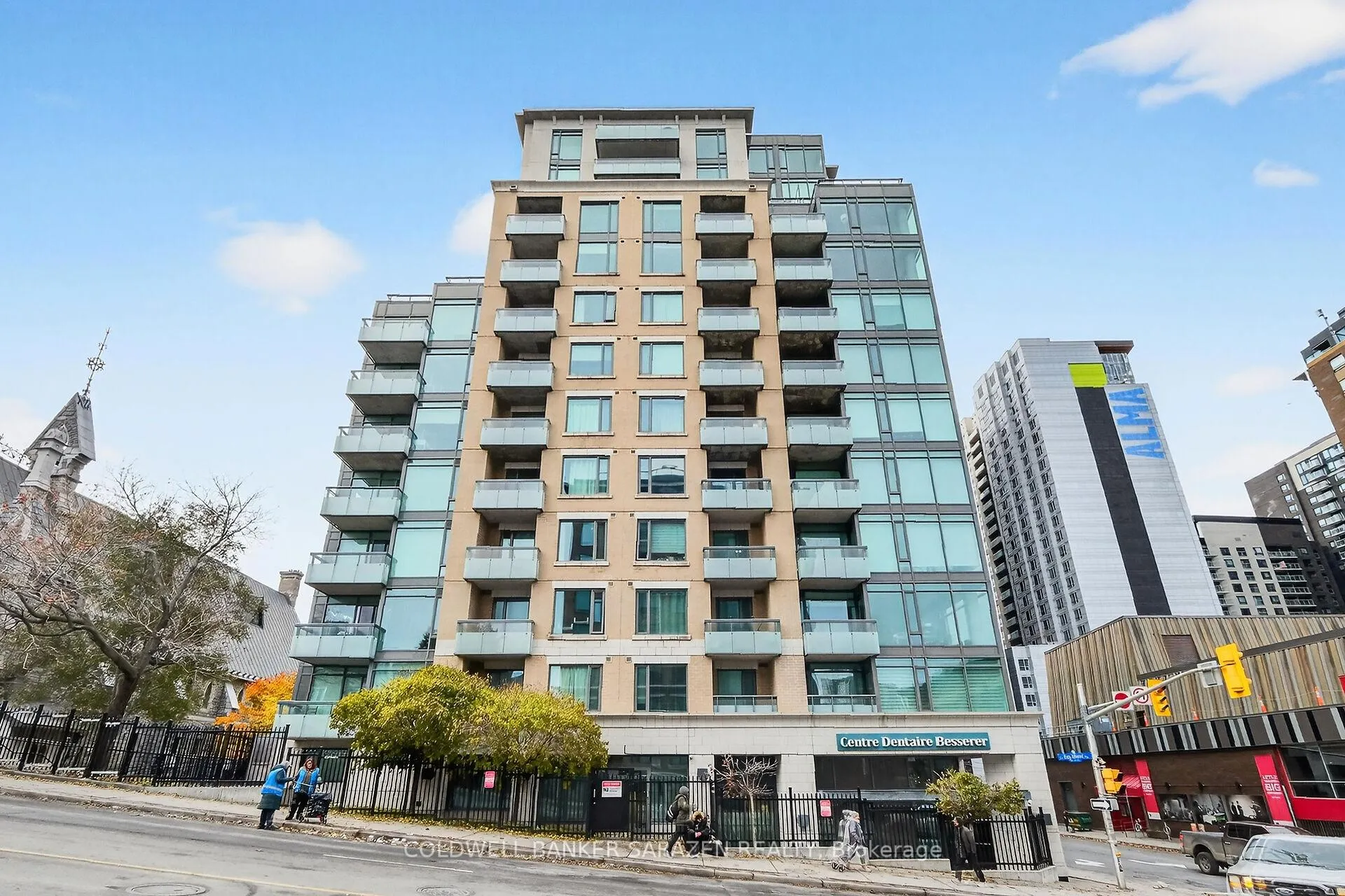 Photo 3 of Unit 212, 238 Besserer Street, Ottawa, Sandy Hill — HOMEH