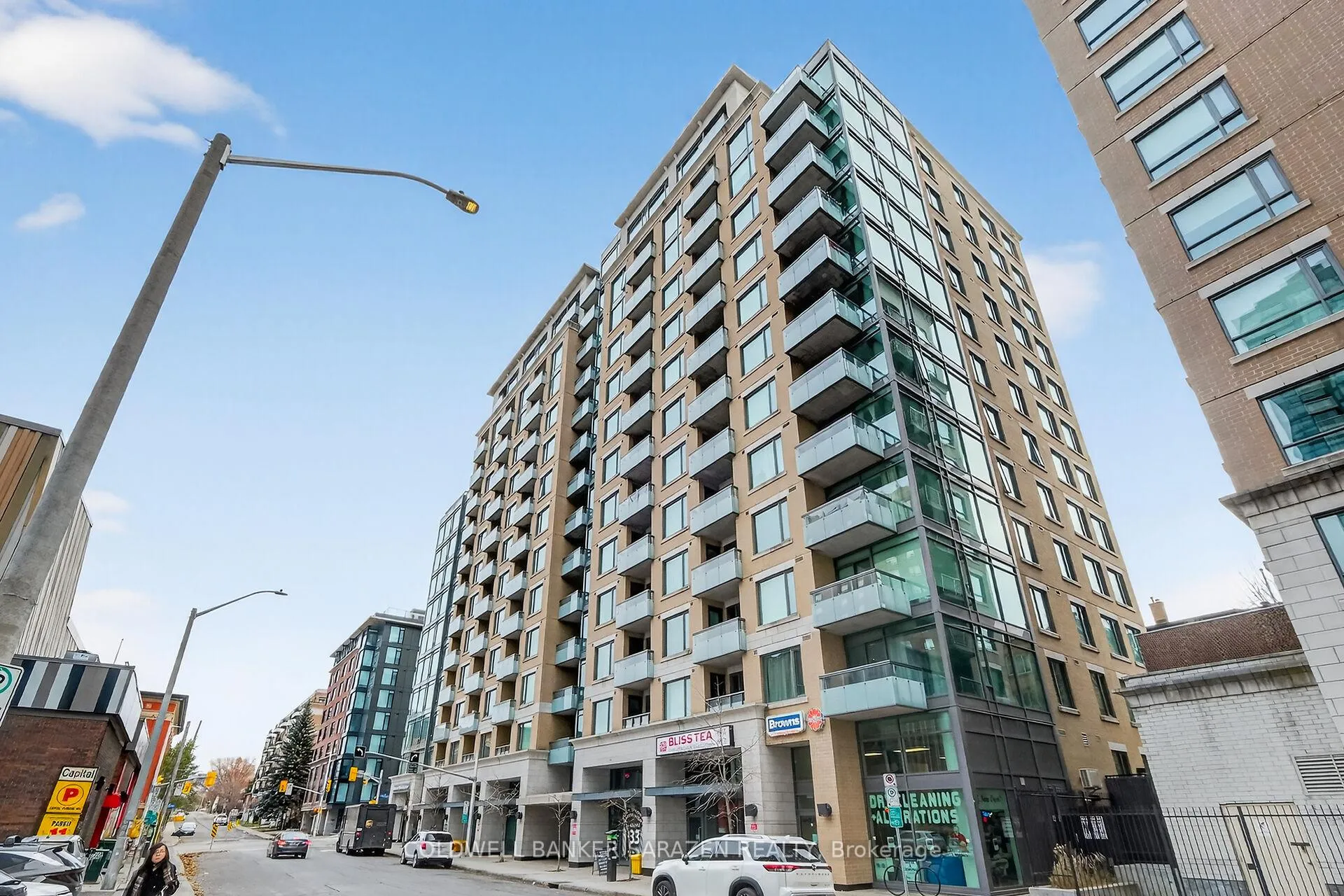 Photo 5 of Unit 212, 238 Besserer Street, Ottawa, Sandy Hill — HOMEH