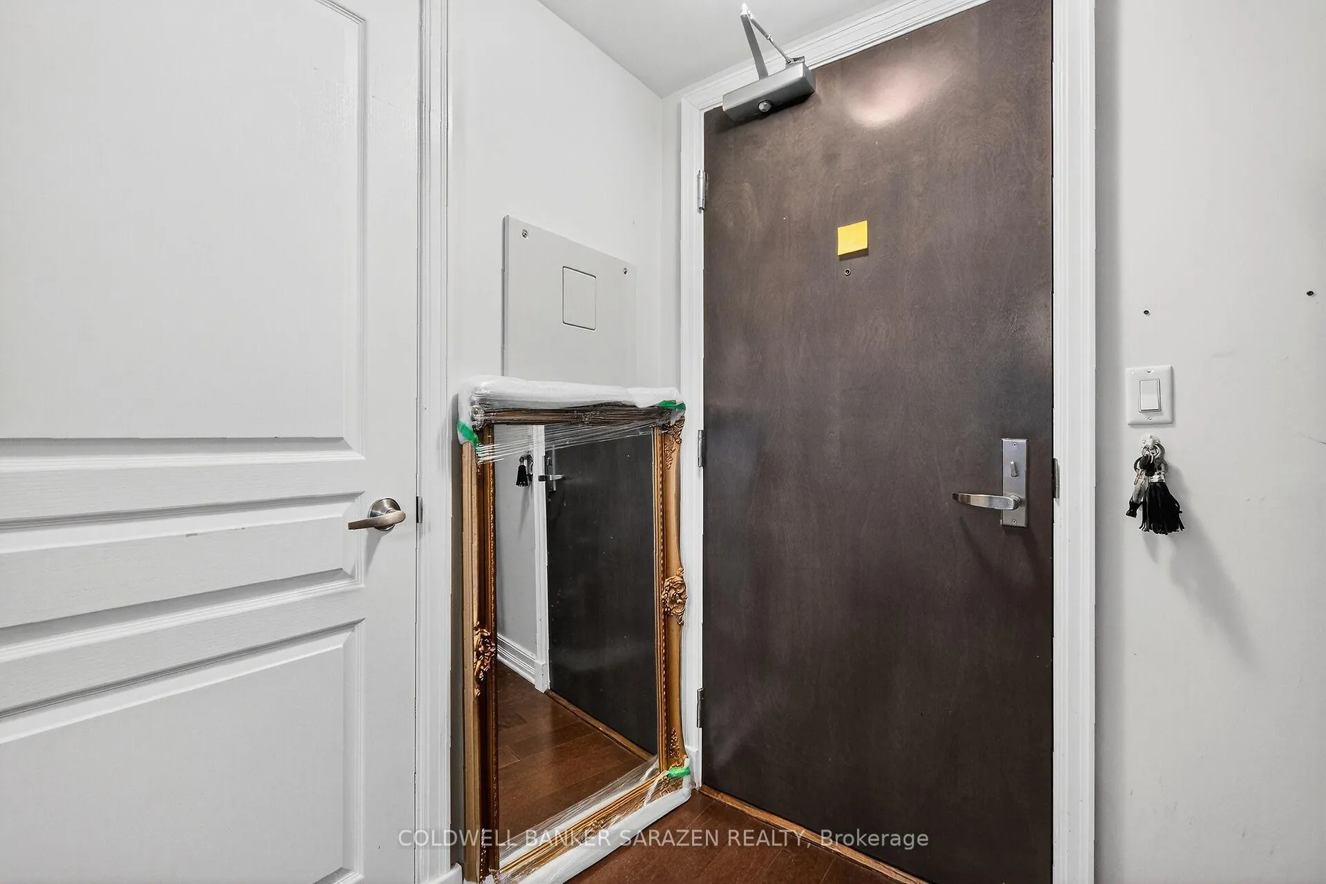 Photo 10 of Unit 212, 238 Besserer Street, Ottawa, Sandy Hill — HOMEH
