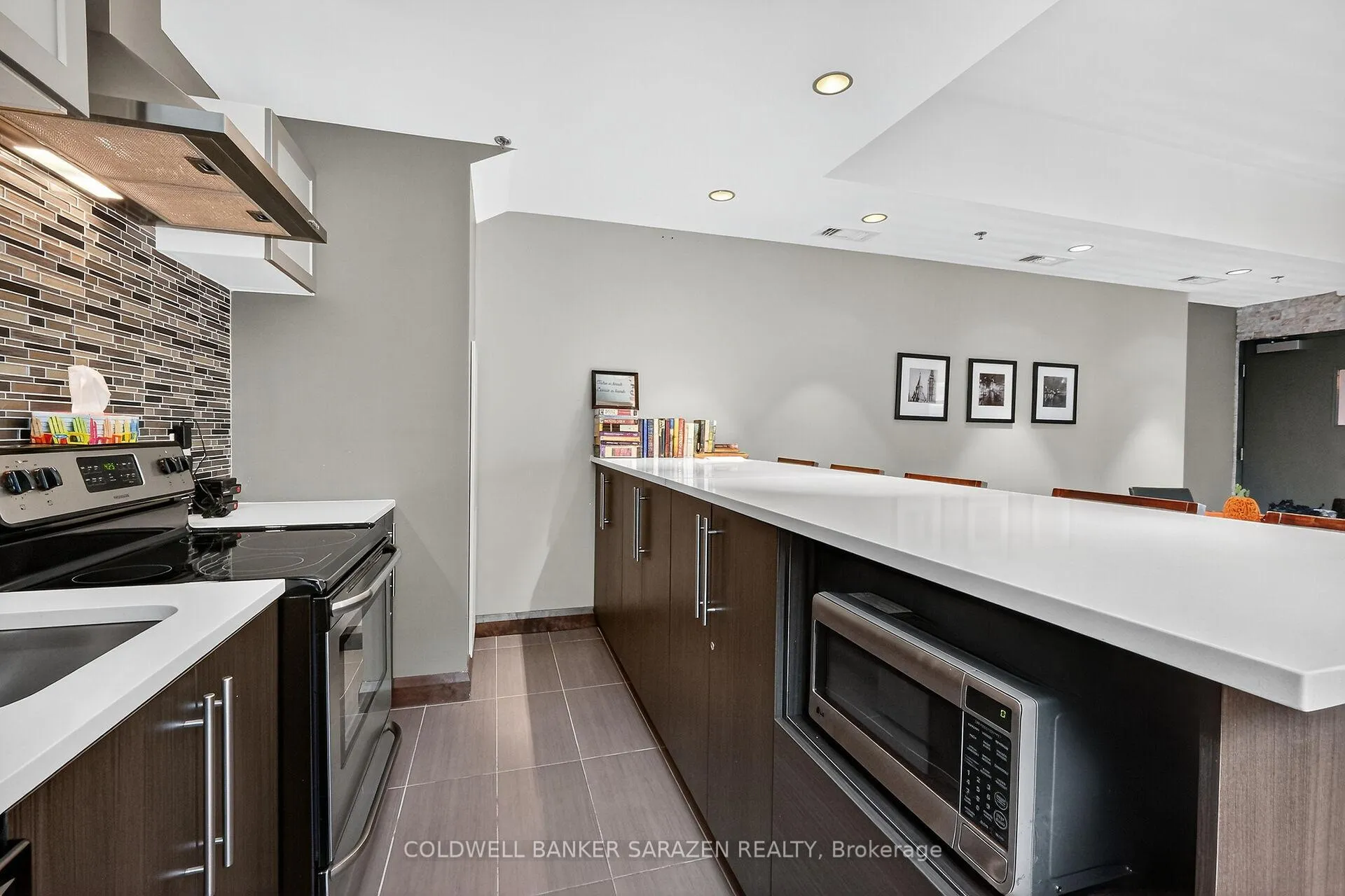 Photo 32 of Unit 212, 238 Besserer Street, Ottawa, Sandy Hill — HOMEH