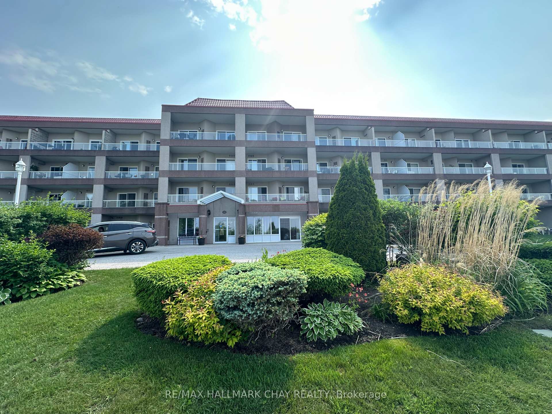 Photo 1 of Unit 403-PH3, 280 Aberdeen Boulevard, Midland — HOMEH