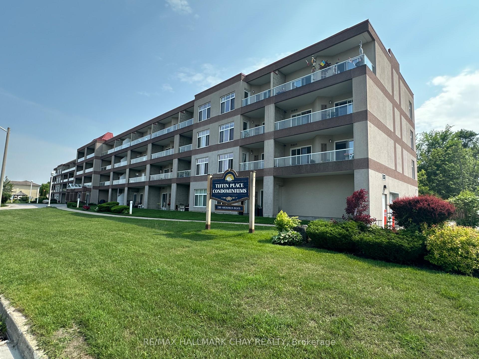 Photo 2 of Unit 403-PH3, 280 Aberdeen Boulevard, Midland — HOMEH