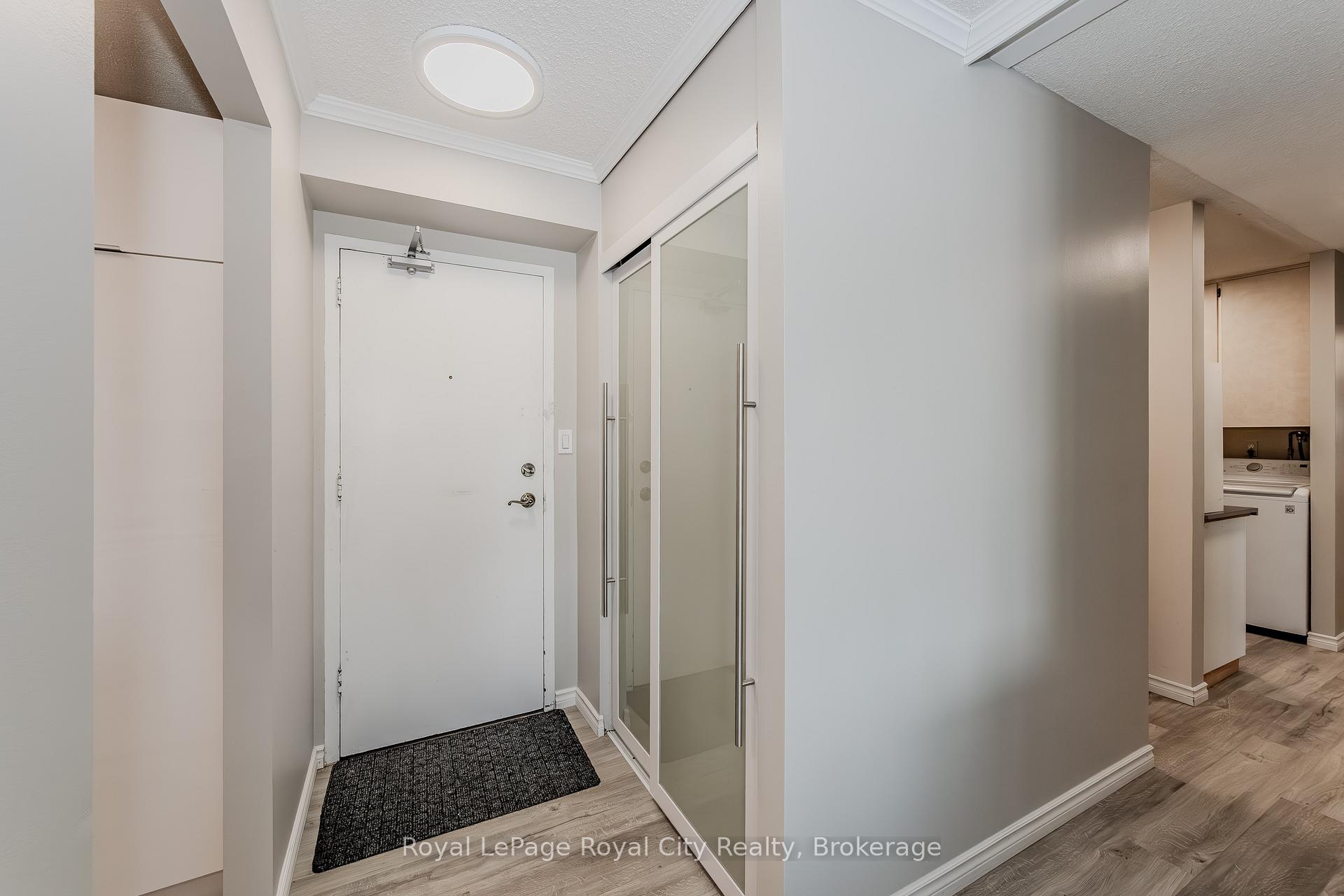 Photo 27 of Unit 207, 19 Woodlawn Road E, Guelph, Riverside Park — HOMEH