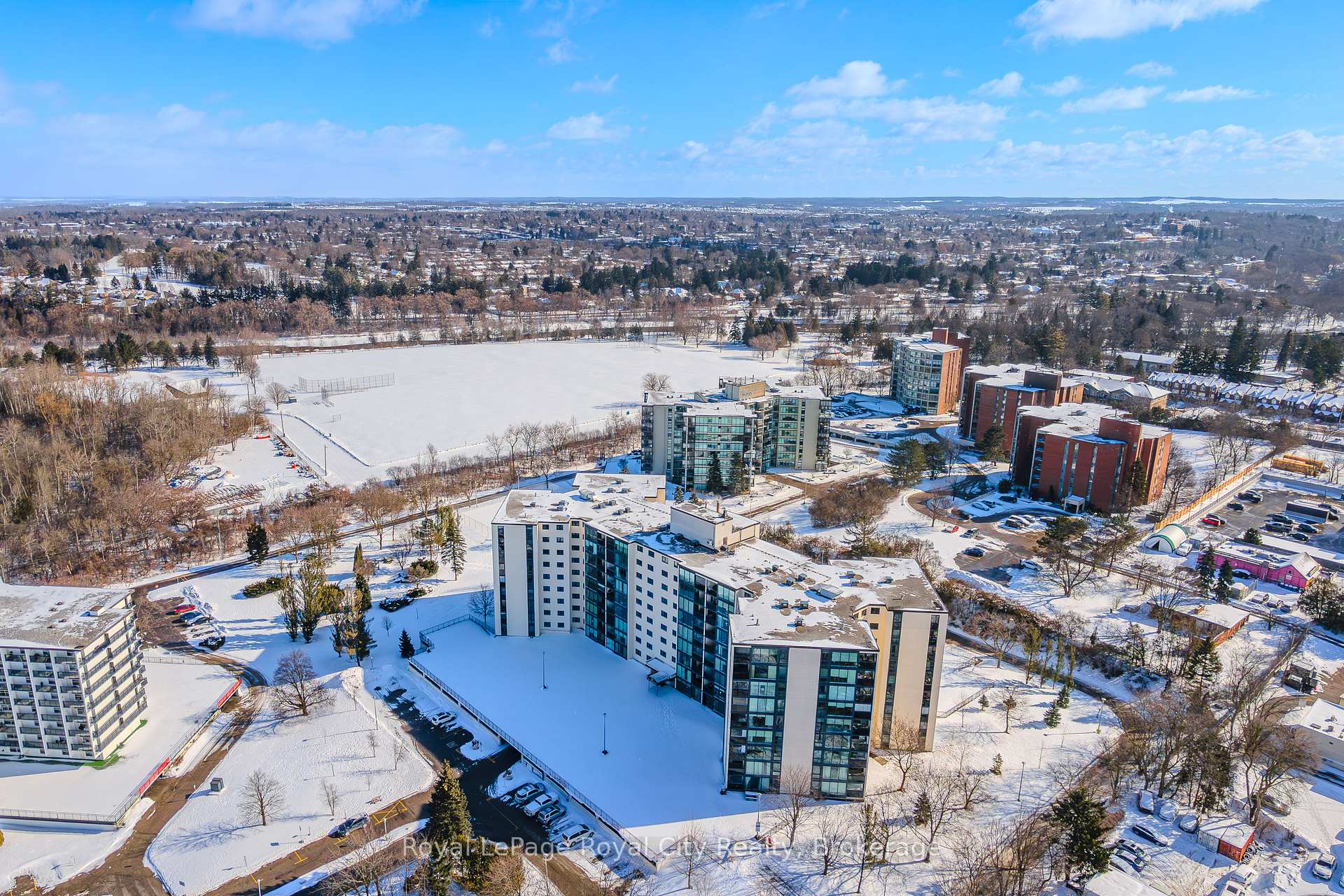 Photo 136 of Unit 207, 19 Woodlawn Road E, Guelph, Riverside Park — HOMEH