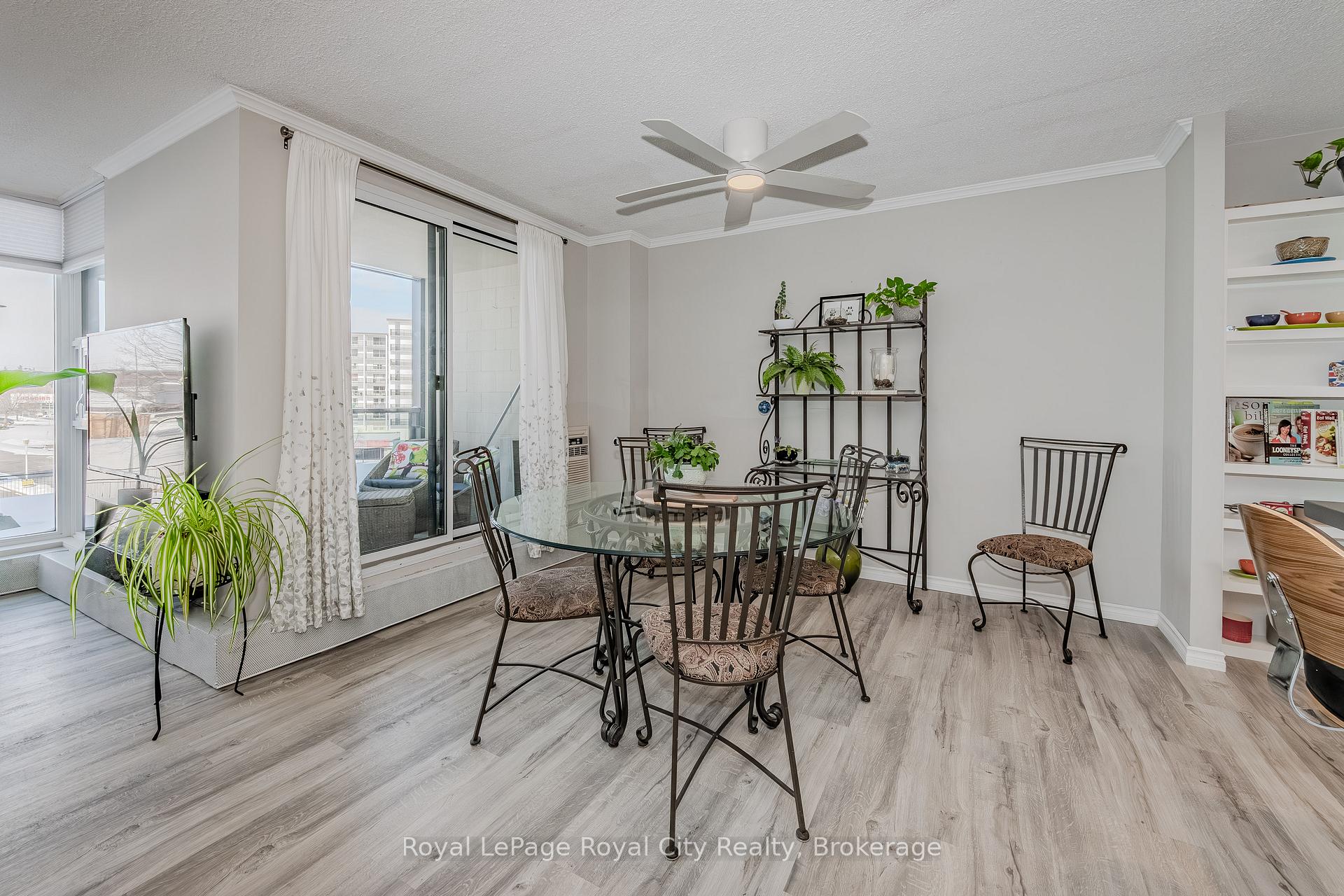 Photo 15 of Unit 207, 19 Woodlawn Road E, Guelph, Riverside Park — HOMEH