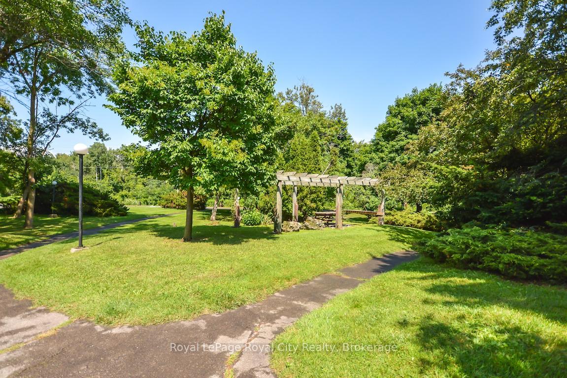 Photo 141 of Unit 207, 19 Woodlawn Road E, Guelph, Riverside Park — HOMEH