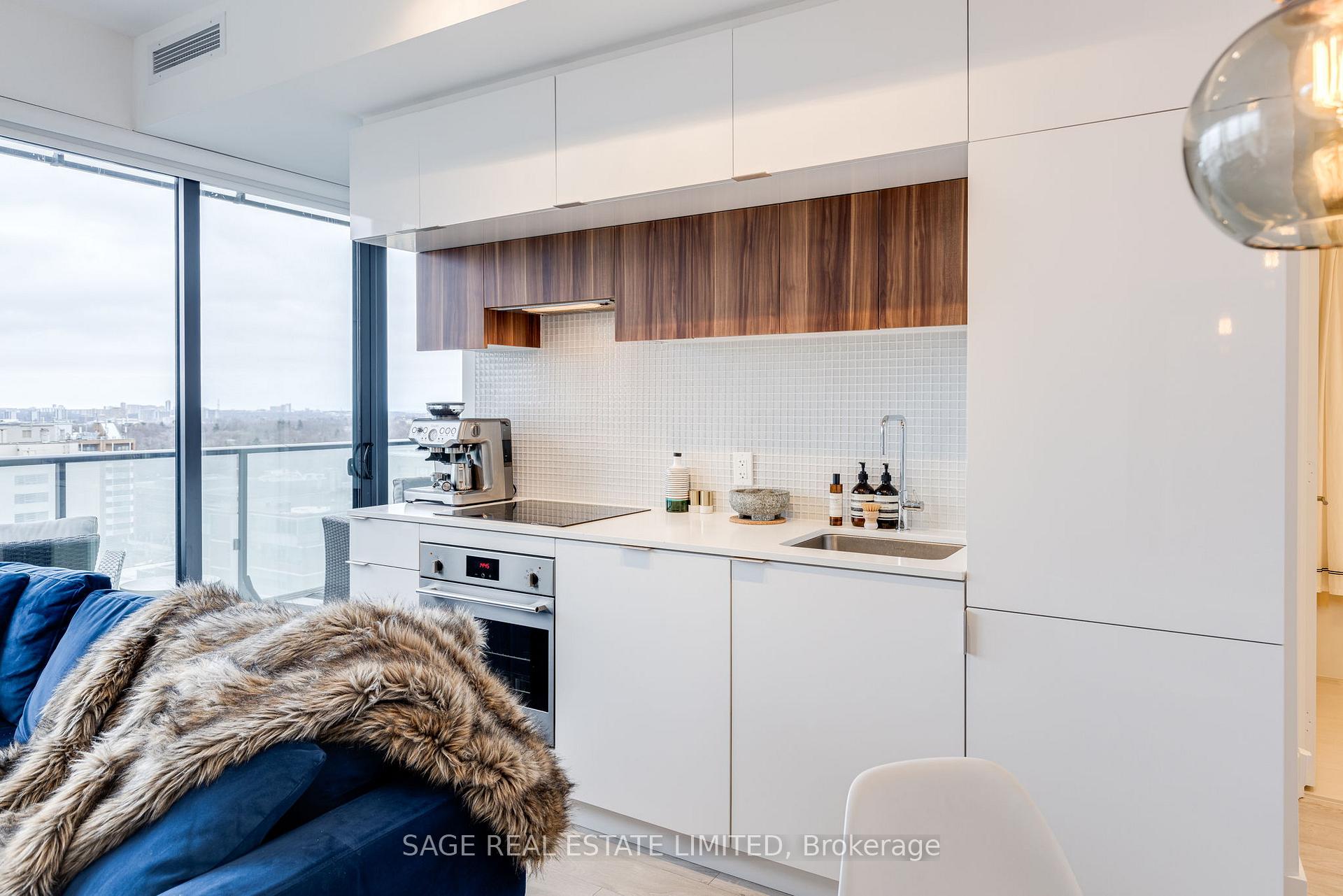 Photo 12 of Unit 1106, 185 Roehampton Avenue, Toronto, Mount Pleasant West — HOMEH