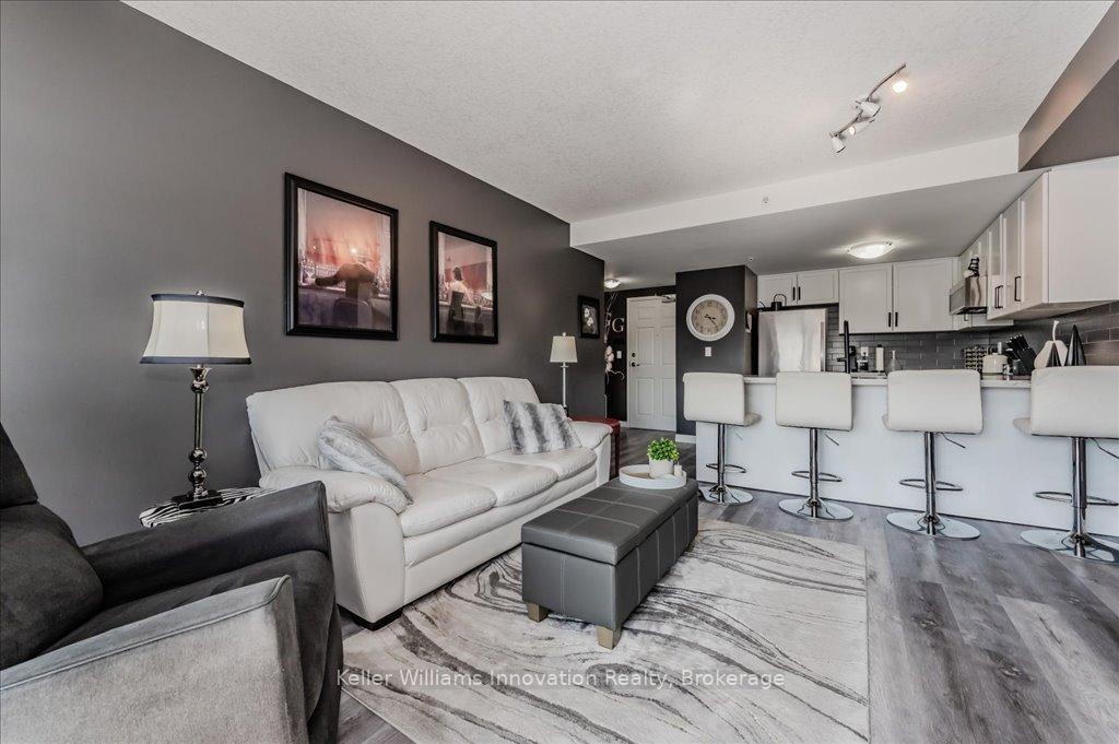 Photo 9 of Unit 401, 505 Margaret Street, Cambridge — HOMEH