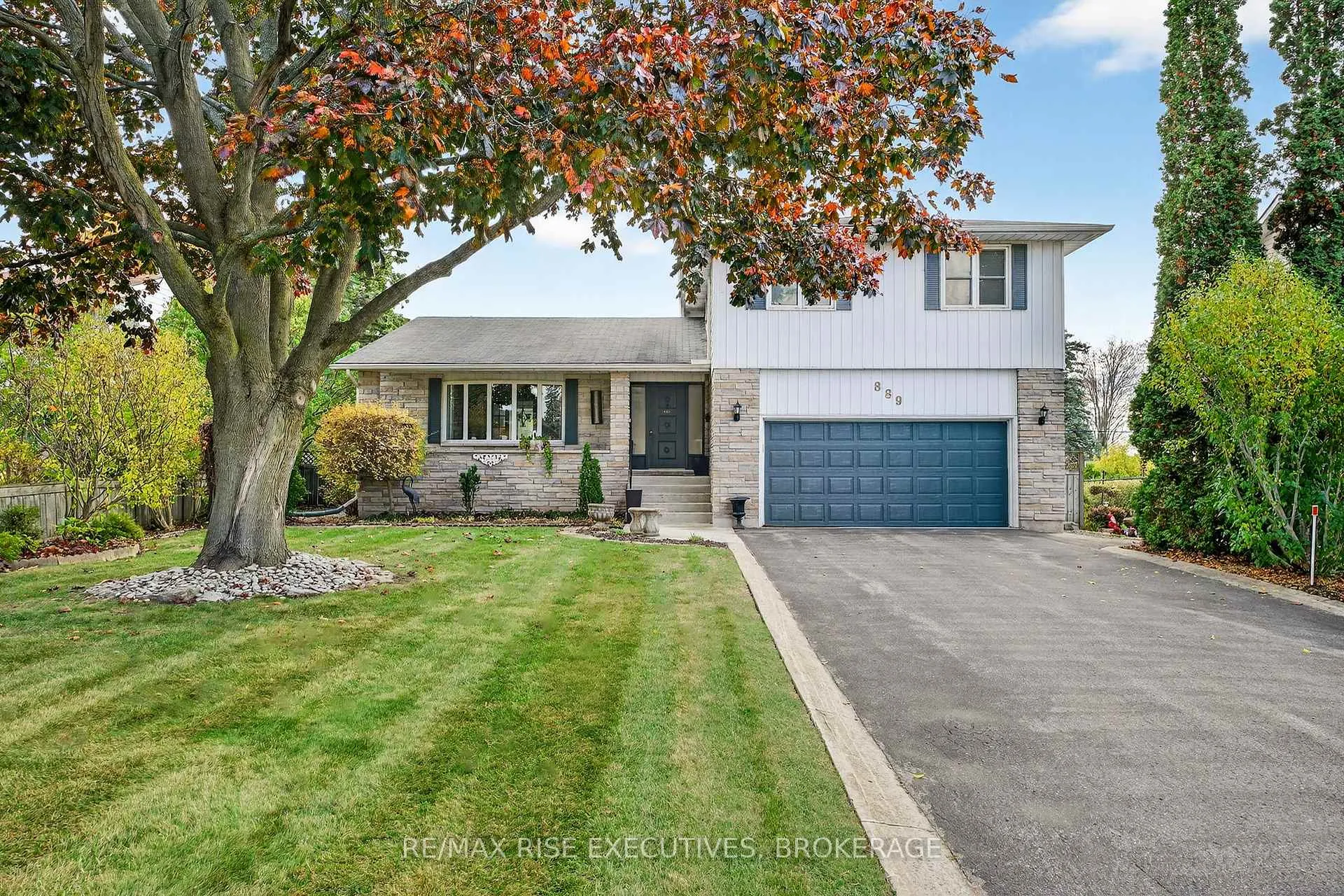 Photo 1 of 889 Percy Crescent, Kingston, City Southwest — HOMEH