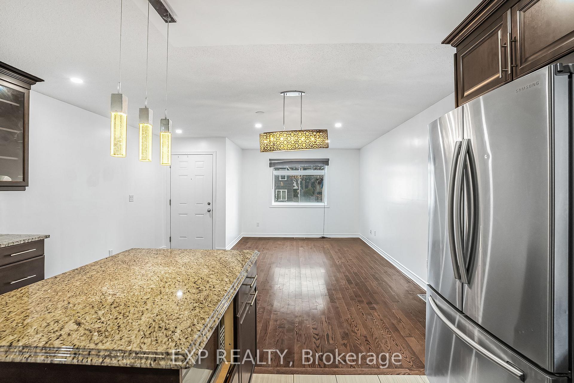 Photo 14 of Unit A, 52 Champagne Avenue, Ottawa, West Centre Town — HOMEH