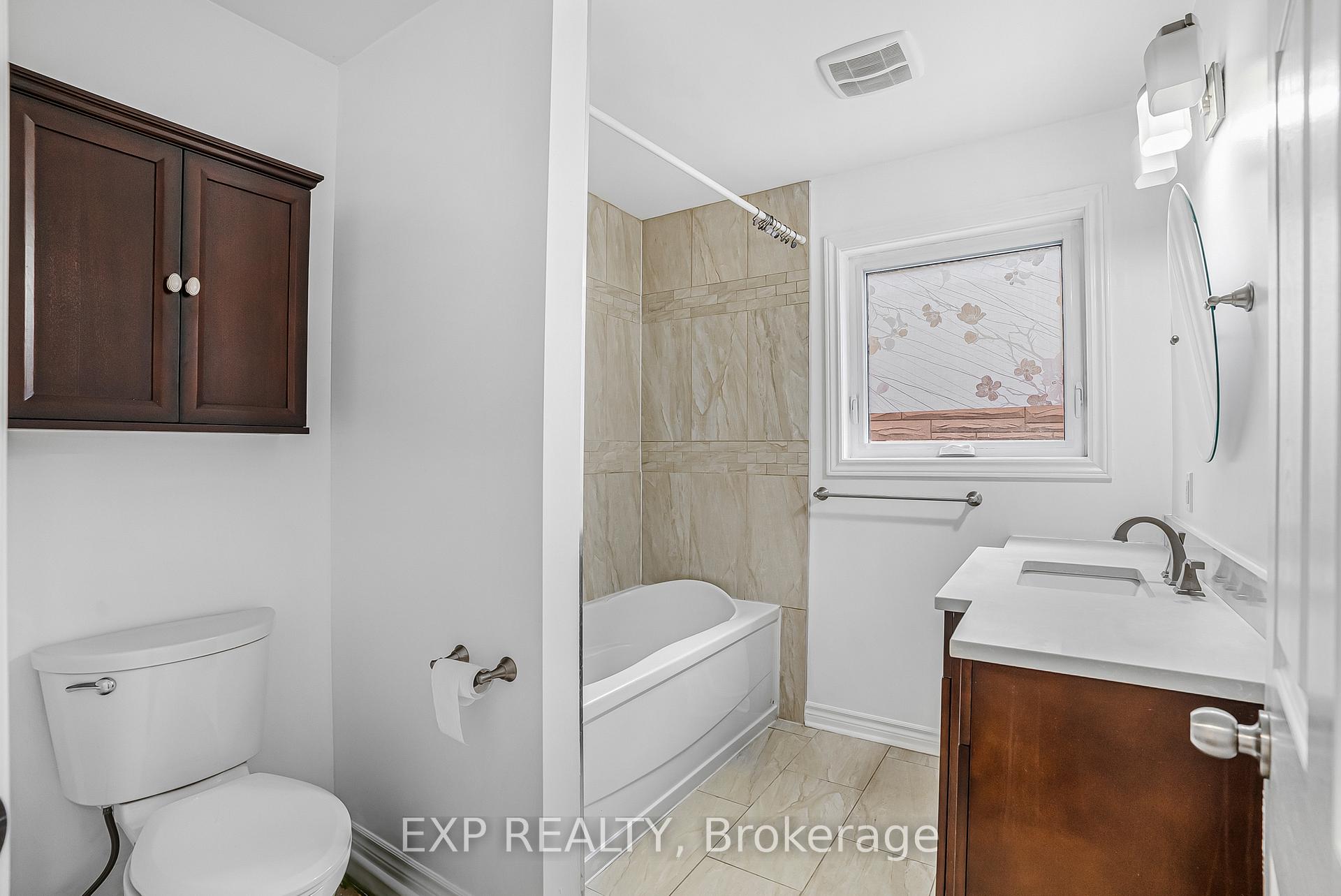 Photo 13 of Unit A, 52 Champagne Avenue, Ottawa, West Centre Town — HOMEH