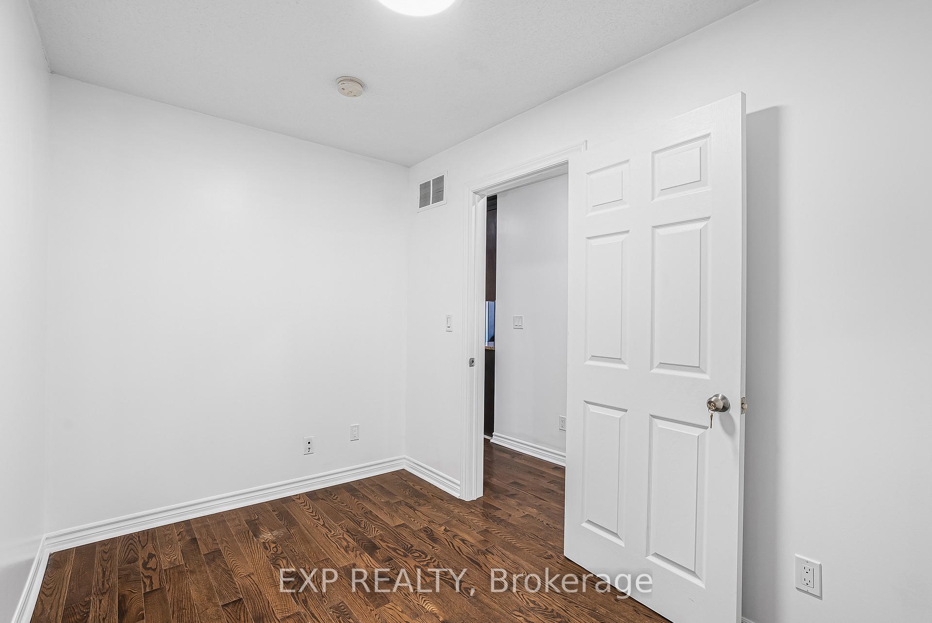 Photo 20 of Unit A, 52 Champagne Avenue, Ottawa, West Centre Town — HOMEH
