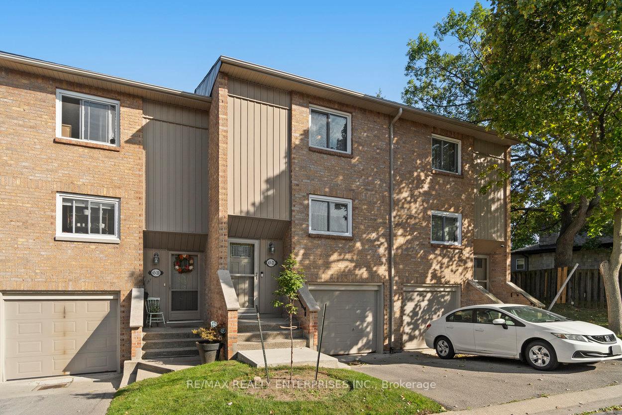 Photo 2 of Unit 21, 63 Fonthill Road, Hamilton, Fessenden — HOMEH