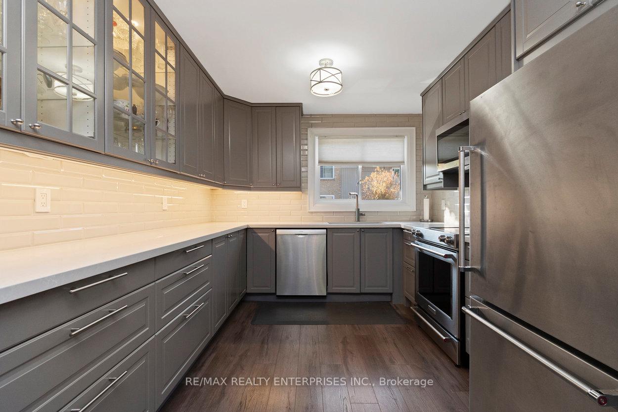 Photo 3 of Unit 21, 63 Fonthill Road, Hamilton, Fessenden — HOMEH