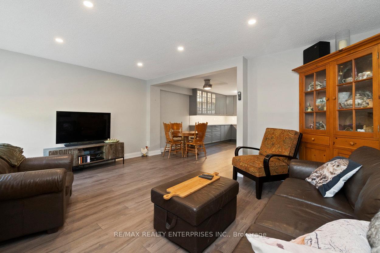 Photo 13 of Unit 21, 63 Fonthill Road, Hamilton, Fessenden — HOMEH