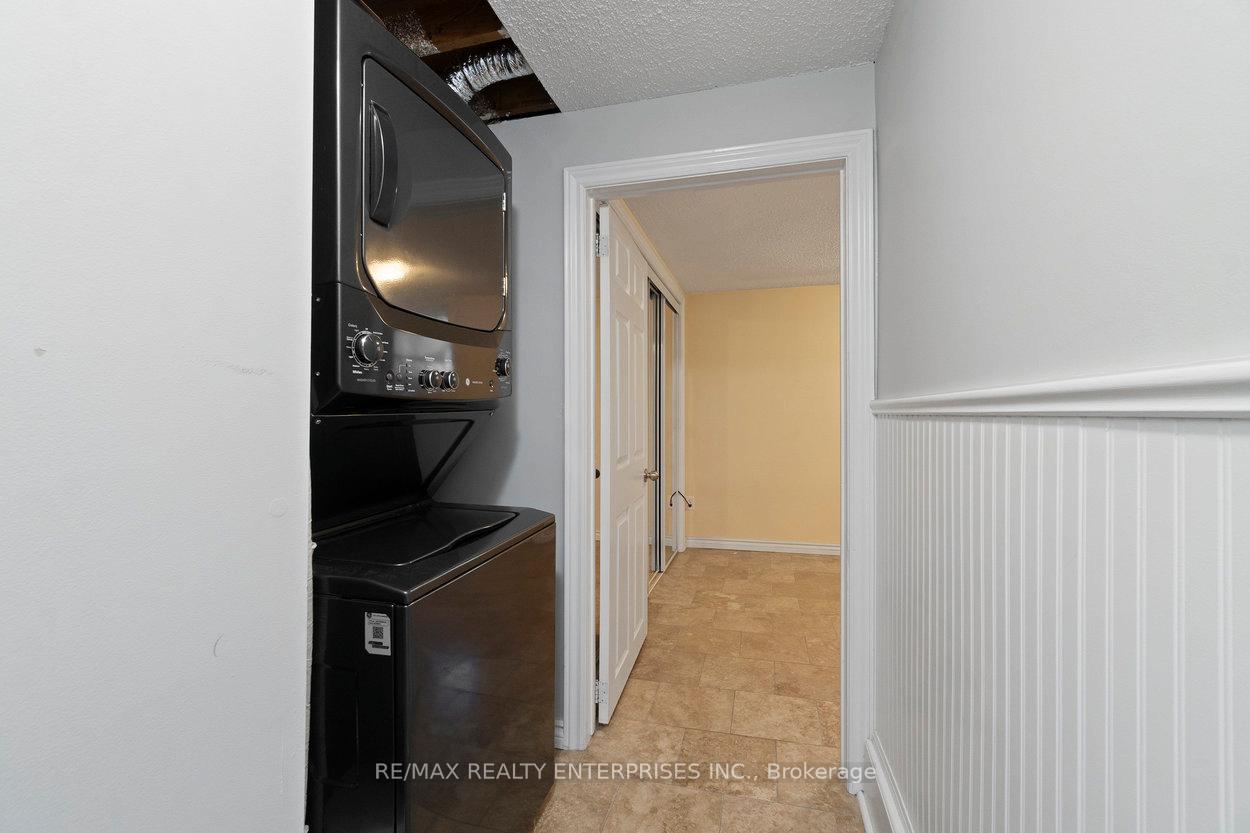 Photo 23 of Unit 21, 63 Fonthill Road, Hamilton, Fessenden — HOMEH