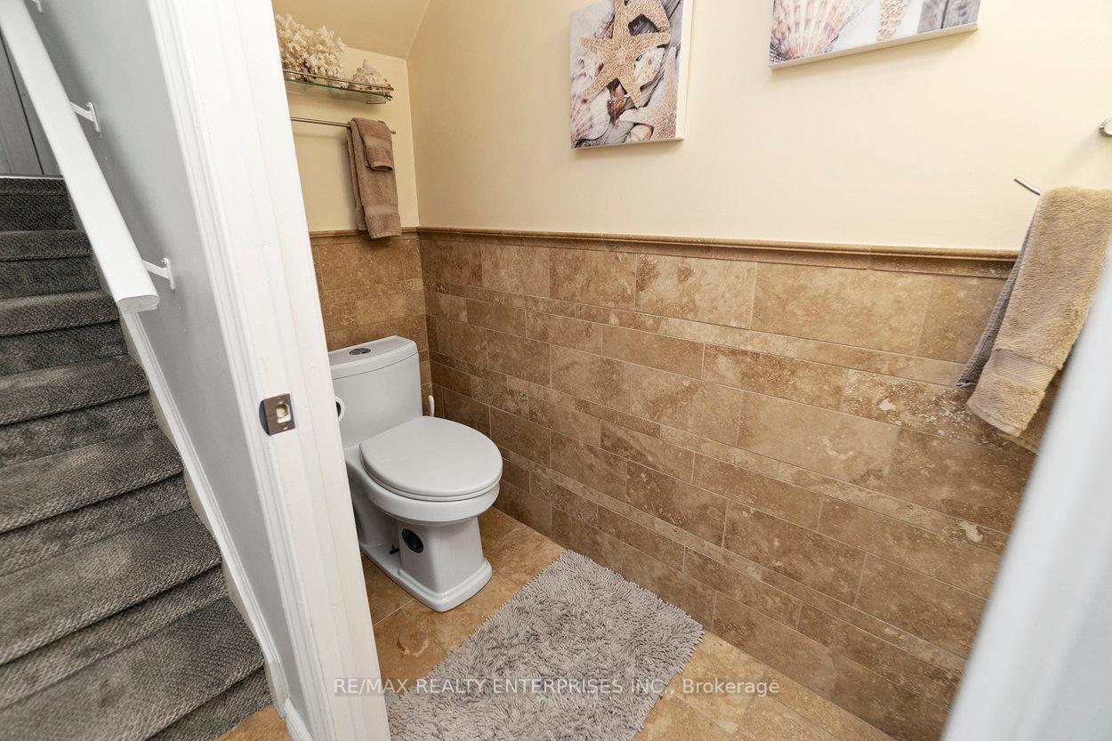 Photo 25 of Unit 21, 63 Fonthill Road, Hamilton, Fessenden — HOMEH