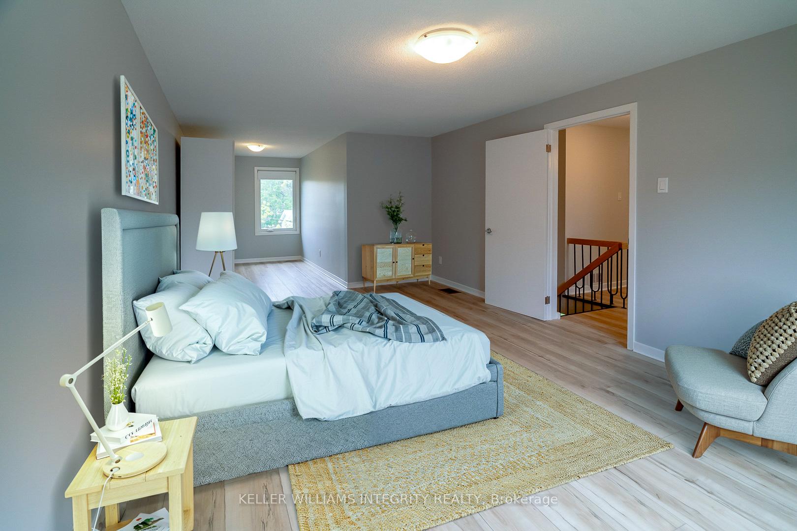 Photo 12 of 103 Beaver Ridge, Ottawa, City View/Skyline/Fisher Heights/Parkwood Hills — HOMEH