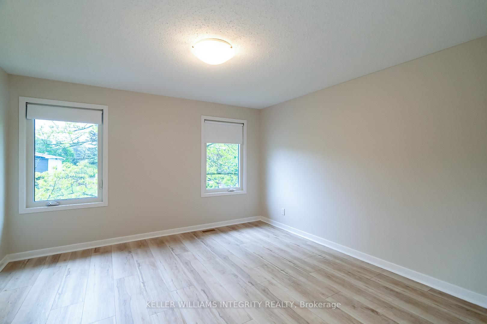Photo 19 of 103 Beaver Ridge, Ottawa, City View/Skyline/Fisher Heights/Parkwood Hills — HOMEH