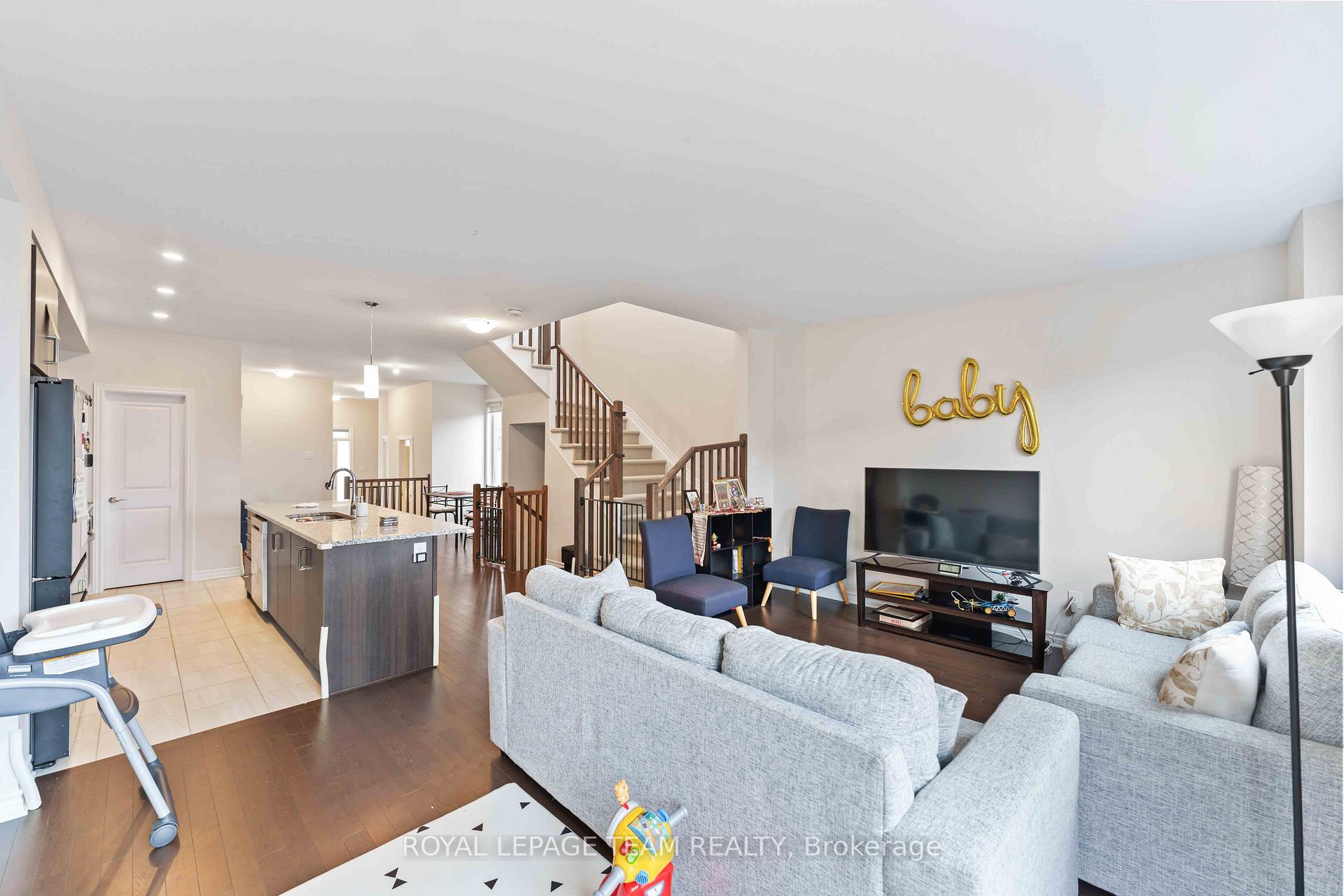 Photo 10 of 1001 Kijik Crescent, Ottawa, Blossom Park/Kemp Park/Findlay Creek — HOMEH