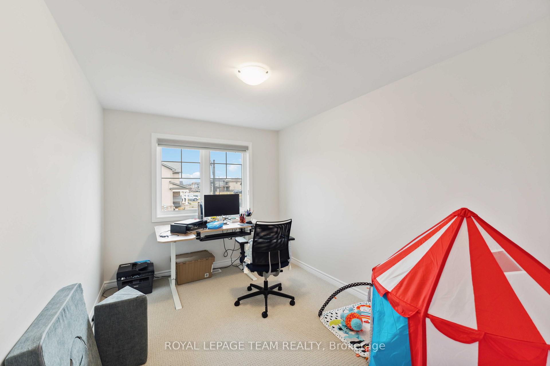 Photo 23 of 1001 Kijik Crescent, Ottawa, Blossom Park/Kemp Park/Findlay Creek — HOMEH