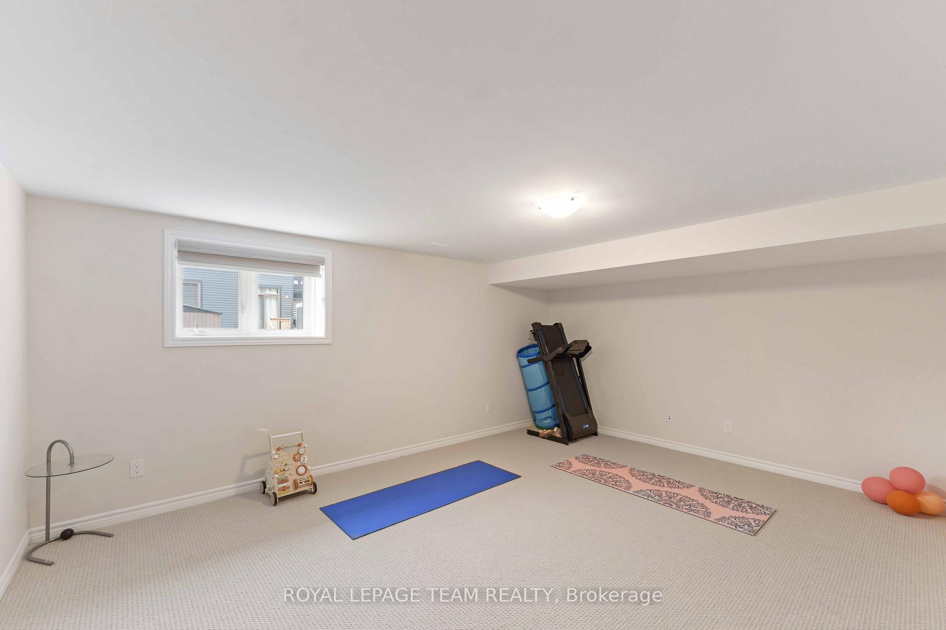 Photo 29 of 1001 Kijik Crescent, Ottawa, Blossom Park/Kemp Park/Findlay Creek — HOMEH