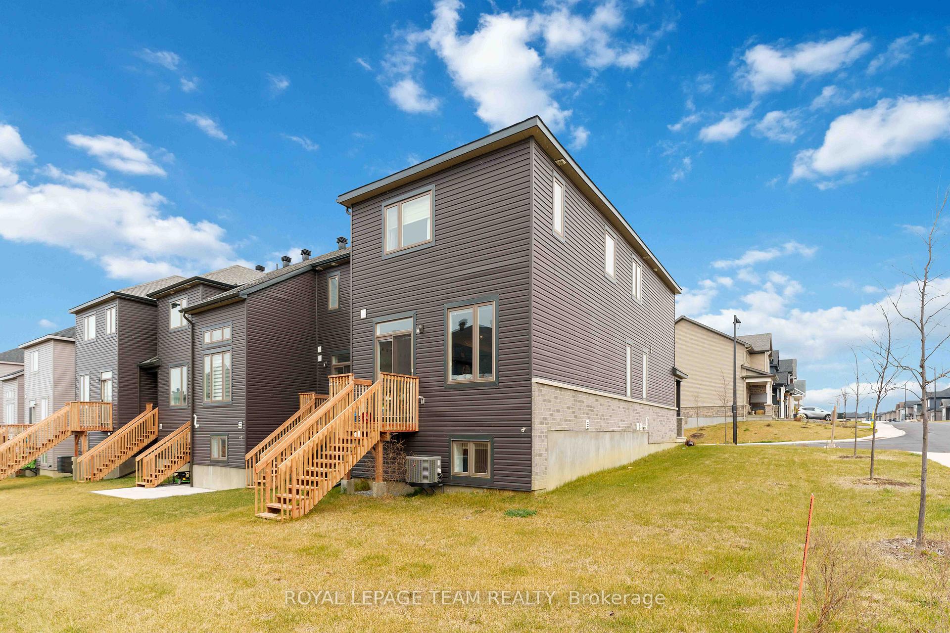 Photo 30 of 1001 Kijik Crescent, Ottawa, Blossom Park/Kemp Park/Findlay Creek — HOMEH